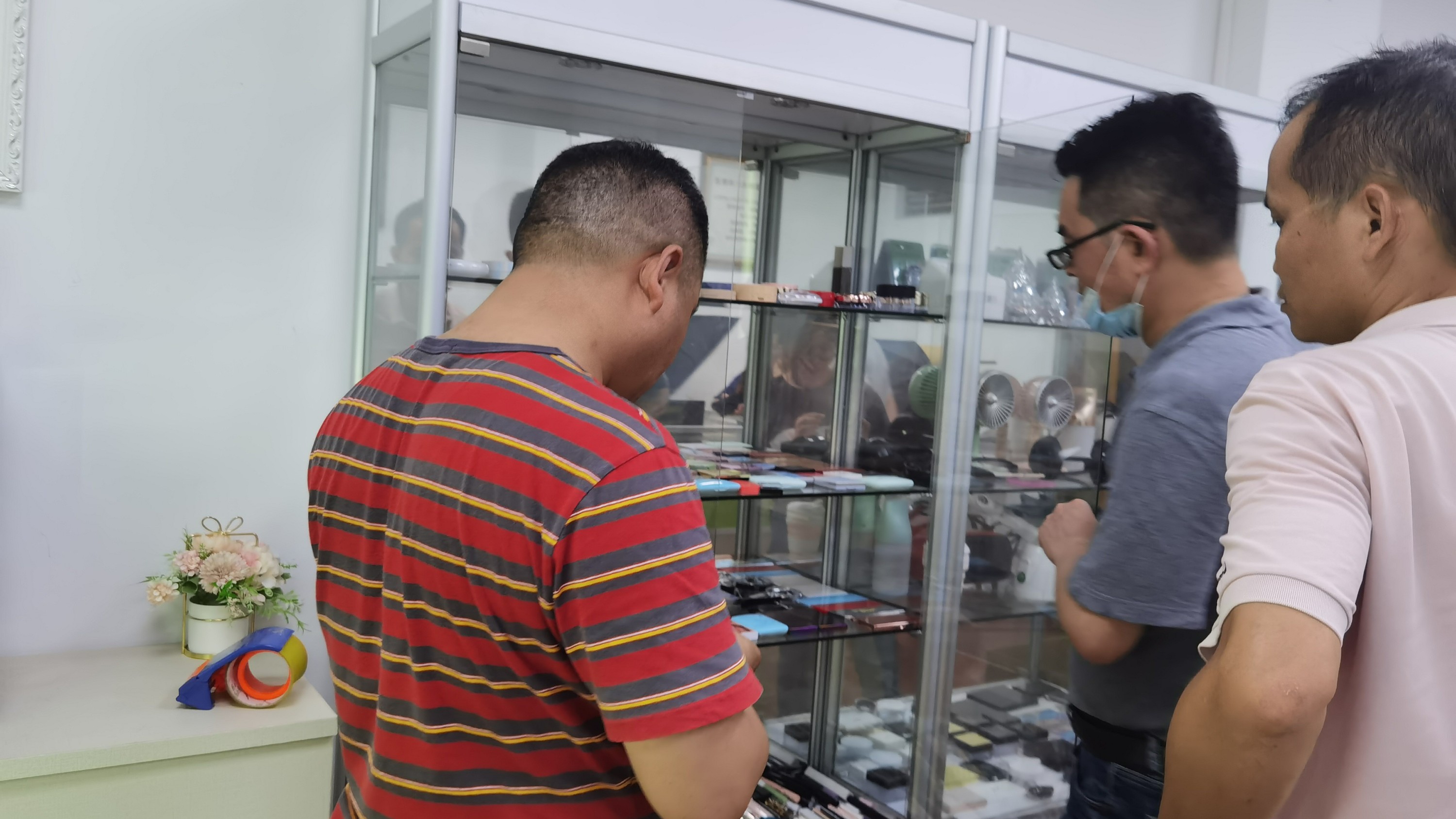 汽車手持吸塵器注塑加工哪里可以做？