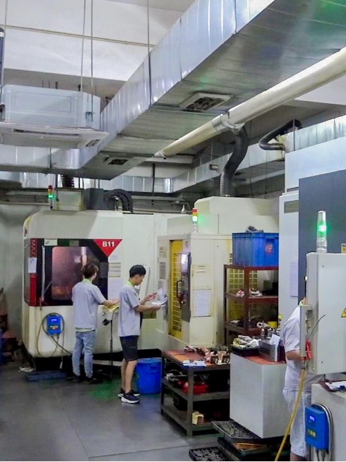 塑膠模具定制中空制品的優(yōu)點(diǎn)及分類(lèi)